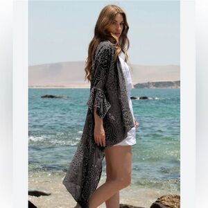 Gretty Zueger Embroidered Silk Tunic Size XL